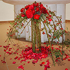 květinová výzdoba chrámu, svátek Terezičky Ježíškovy, růže