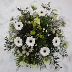 vypichovaná smuteční kytice z gerber